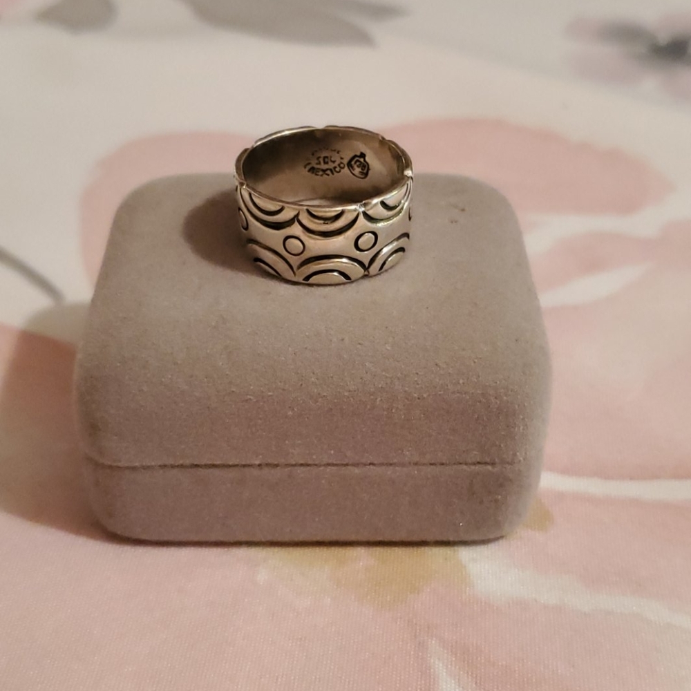 Sterling silver ring